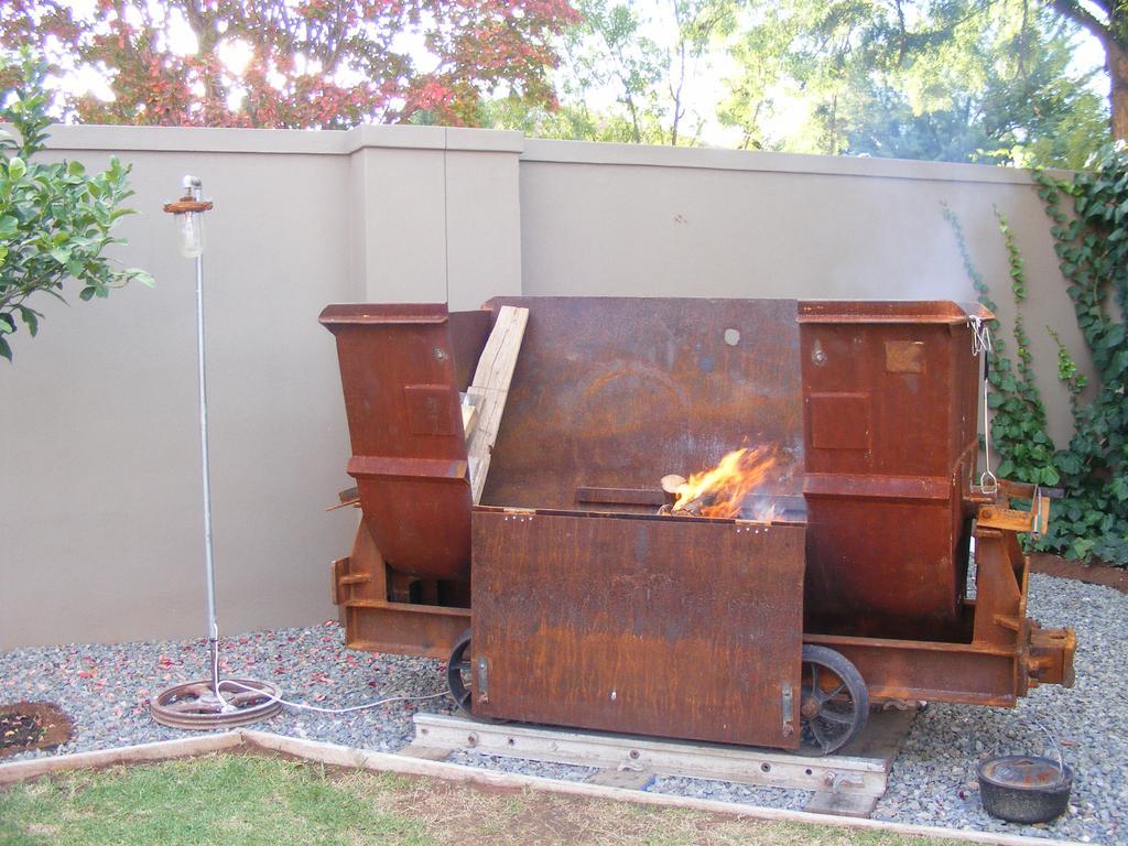 Karoo Sun Boutique Guest House Oudtshoorn Eksteriør bilde